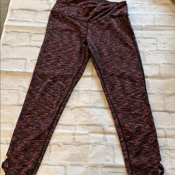 Bundle of 3 American Eagle leggings - Picture 3 of 5